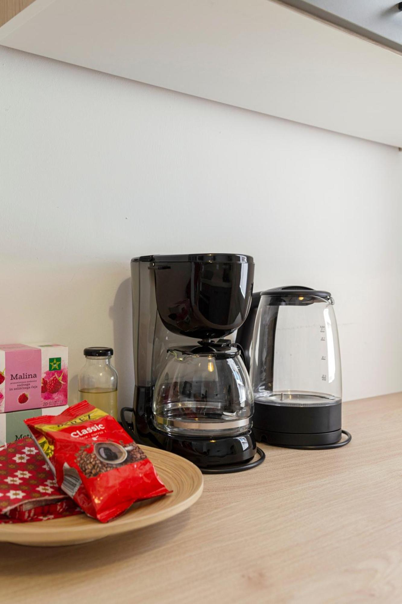 Cosy And Bright Apartment リュブリャナ エクステリア 写真